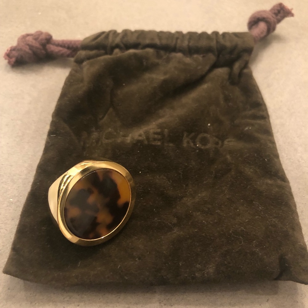 Michael Kors ring